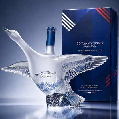 🪿50% OFF Father’s Day Gift 🎁Glass Craft Anniversary 3D Sculpted Vodka Bottle